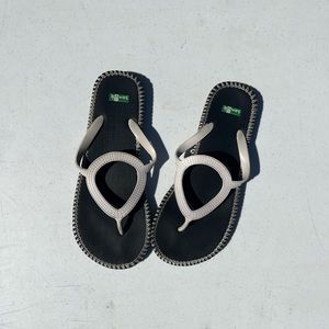 Samuel Flip flops size 9